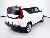 Thumbnail of 2022 Snow White Pearl Kia Soul