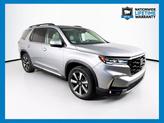 Photo of 2025 Lunar Silver Metallic Honda Pilot