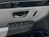 Thumbnail of 2025 Lunar Silver Metallic Honda Pilot