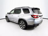 Thumbnail of 2025 Lunar Silver Metallic Honda Pilot