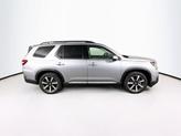 Thumbnail of 2025 Lunar Silver Metallic Honda Pilot