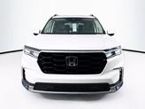 Thumbnail of 2025 Platinum White Pearl Honda Pilot