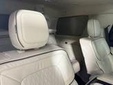 Thumbnail of 2023 Infinite Black Metallic Clearcoat Lincoln Navigator