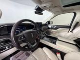 Thumbnail of 2023 Infinite Black Metallic Clearcoat Lincoln Navigator