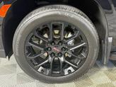 Thumbnail of 2022 Onyx Black GMC Yukon XL
