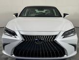 Thumbnail of 2024 Eminent White Pearl Lexus ES 350