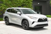 Thumbnail of 2020 Magnetic Gray Metallic Toyota Highlander