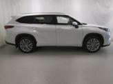 Thumbnail of 2023 Wind Chill Pearl Toyota Highlander Hybrid