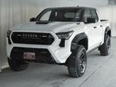 Thumbnail of 2024 Ice Cap w/Black Roof Toyota Tacoma