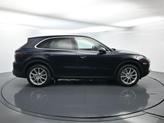 Thumbnail of 2021 Moonlight Blue Metallic Porsche Cayenne