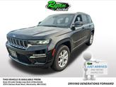 Photo of 2023 Diamond Black Crystal Pearlcoat Jeep Grand Cherokee