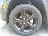 Thumbnail of 2023 Diamond Black Crystal Pearlcoat Jeep Grand Cherokee