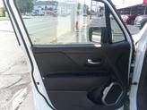 Thumbnail of 2022 Alpine White Clearcoat Jeep Renegade