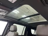 Thumbnail of 2022 White Frost Tricoat GMC Yukon XL