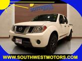 Photo of 2019 Glacier White Nissan Frontier
