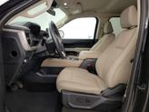 Thumbnail of 2022 Black Ford Expedition