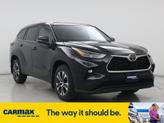 Photo of 2023 Black Toyota Highlander