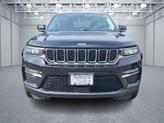 Thumbnail of 2023 Diamond Black Crystal Pearlcoat Jeep Grand Cherokee