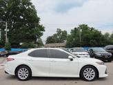 Thumbnail of 2018 Super White Toyota Camry
