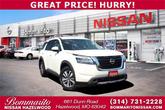 Photo of 2024 Pearl White Tricoat Nissan Pathfinder