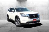 Thumbnail of 2024 Pearl White Tricoat Nissan Pathfinder
