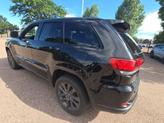 Thumbnail of 2018 Diamond Black Crystal Pearlcoat Jeep Grand Cherokee