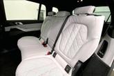 Thumbnail of 2025 Manhattan Green Metallic BMW X7