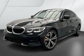 Photo of 2022 Black Sapphire Metallic BMW 330