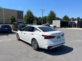 Thumbnail of 2023 Pearl White Tricoat Nissan Altima