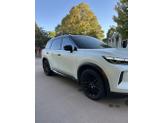 Thumbnail of 2023 White INFINITI QX60