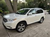 Thumbnail of 2012 White Toyota Highlander