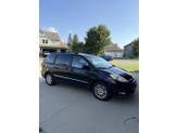 Photo of 2010 Black Toyota Sienna