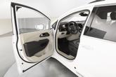 Thumbnail of 2017 White Chrysler Pacifica