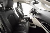 Thumbnail of 2017 White Chrysler Pacifica