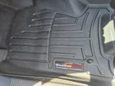 Thumbnail of 2004 Silver Jeep Grand Cherokee