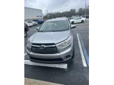 Thumbnail of 2016 Silver Toyota Highlander