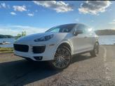 Thumbnail of 2017 White Porsche Cayenne