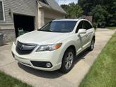 Photo of 2015 White Acura RDX