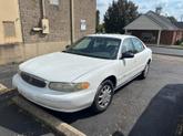 Photo of 1999 White Buick Century
