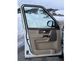 Thumbnail of 2016 White Land Rover LR4