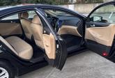 Thumbnail of 2011 Black Hyundai SONATA