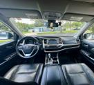 Thumbnail of 2019 White Toyota Highlander