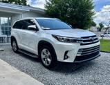 Thumbnail of 2019 White Toyota Highlander