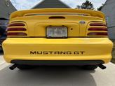 Photo of 1995 Yellow Ford Mustang