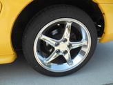 Thumbnail of 1995 Yellow Ford Mustang