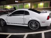 Photo of 2001 White Ford Mustang