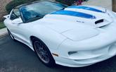 Thumbnail of 1998 White Pontiac Firebird