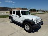 Photo of 2017 White Jeep Wrangler Unlimited
