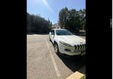 Thumbnail of 2016 White Jeep Cherokee