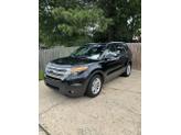 Photo of 2014 Black Ford Explorer
